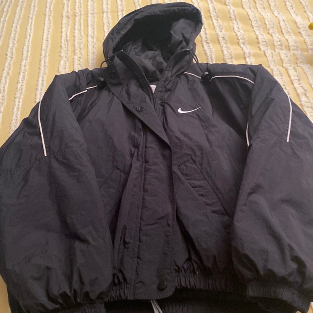 Nike puffy short ski jacket size S(4-6)
